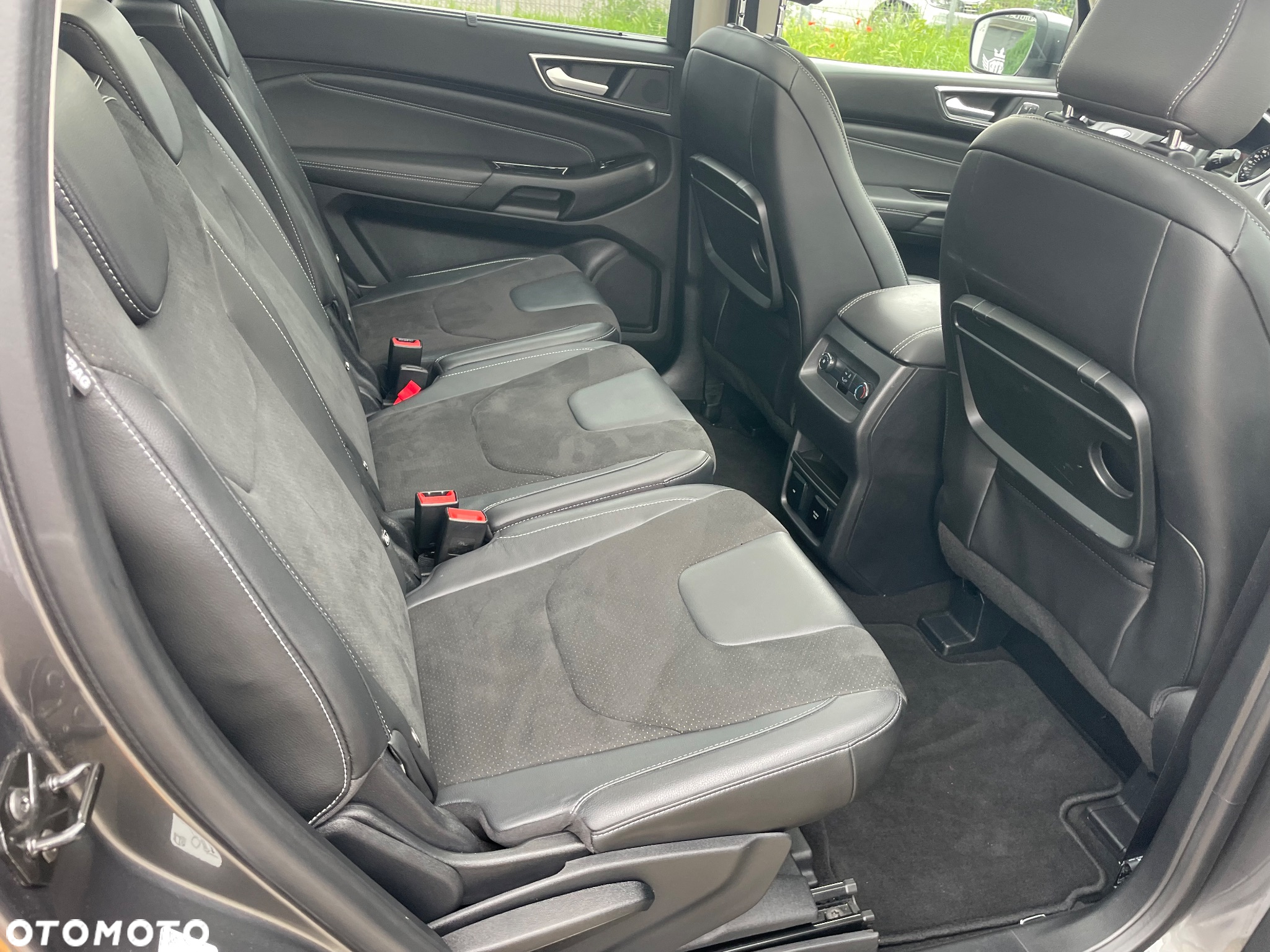 Ford S-Max 2.0 TDCi Titanium PowerShift - 29