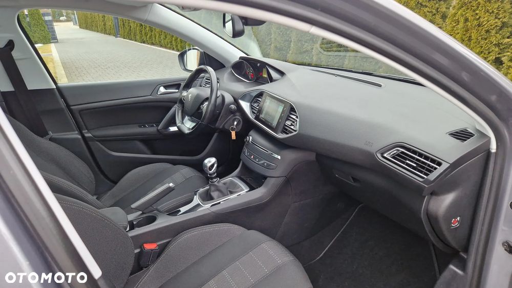 Peugeot 308 BlueHDi 120 Stop & Start Business-Line - 16