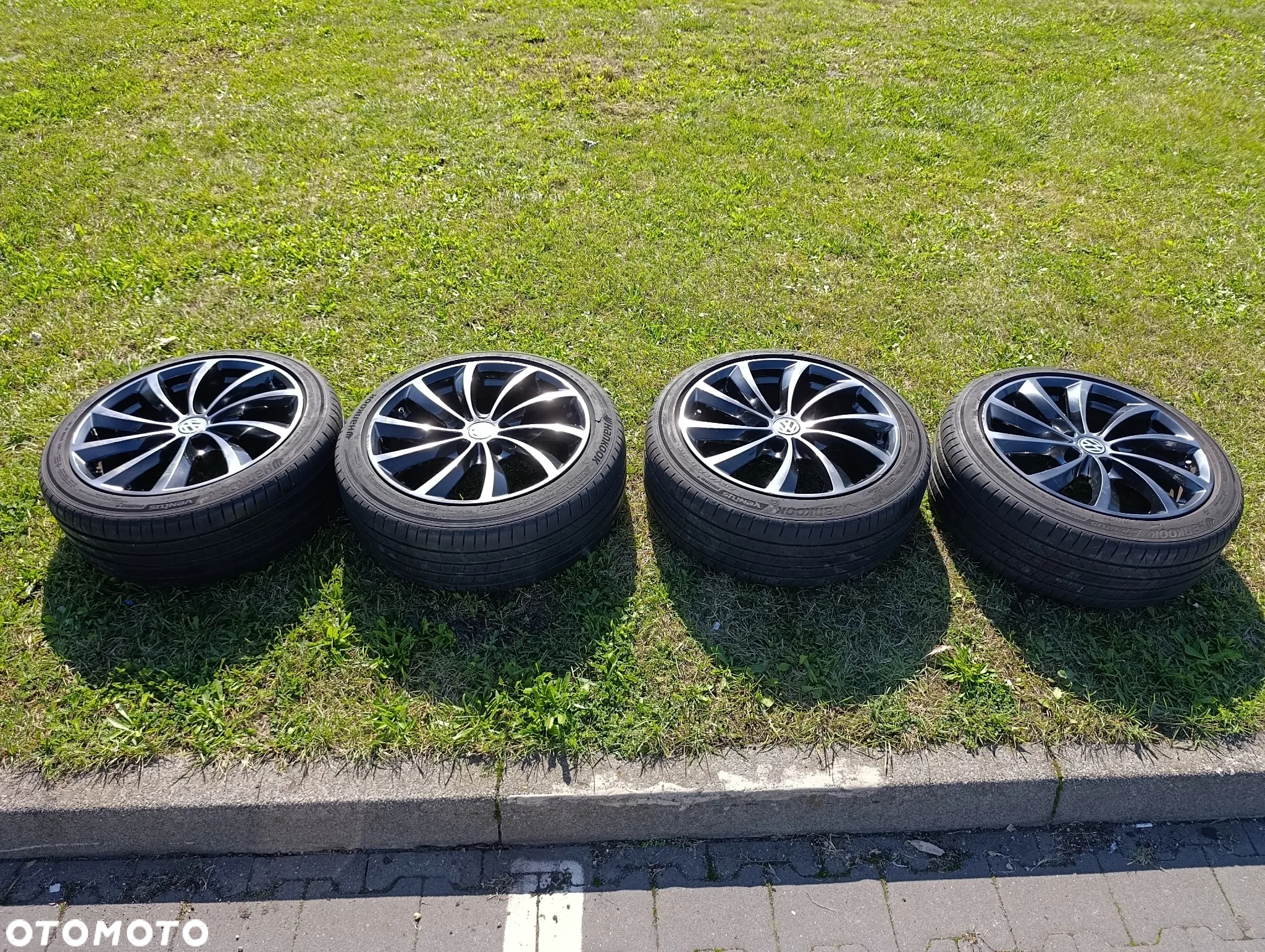 Volkswagen Golf - 21