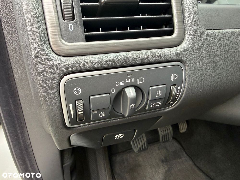Volvo V70 D4 Drive-E Dynamic Momentum - 19