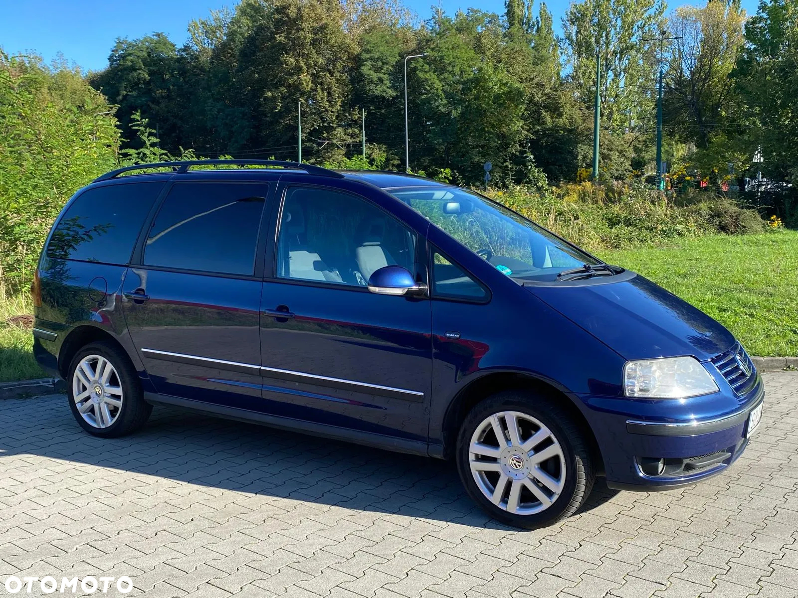 Volkswagen Sharan - 12