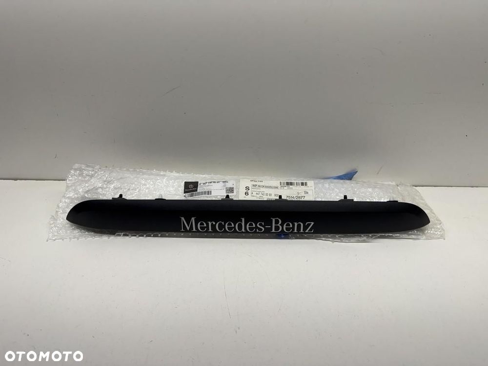 Blenda na klapę tył Mercedes vito 447 A4477400093