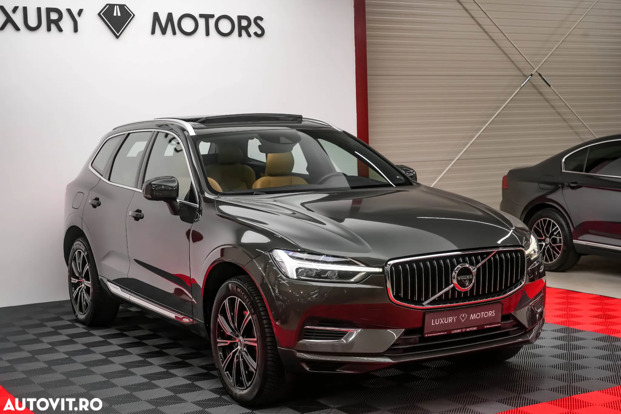Volvo XC 60 T8 Twin Engine AWD Geartronic Inscription - 5