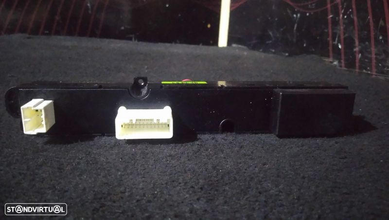 Botão 4 Piscas  Kia Ceed Sw (Ed) - 3