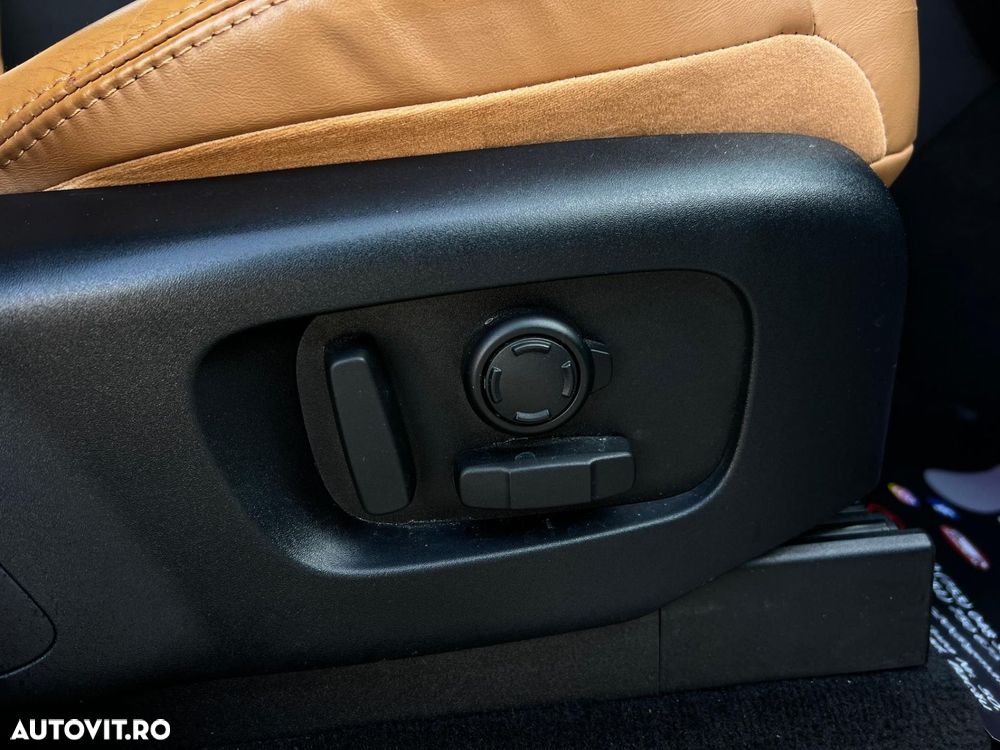 Land Rover Discovery - 12