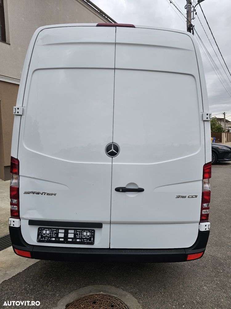 Mercedes-Benz Sprinter - 19