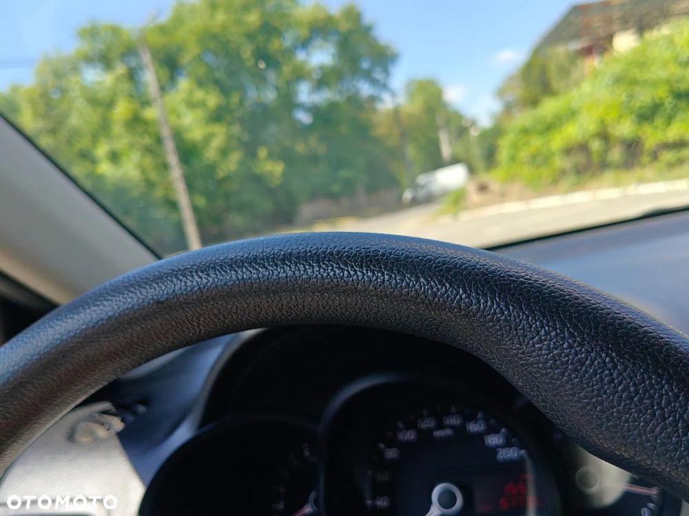 Kia Picanto 1.0 L - 23