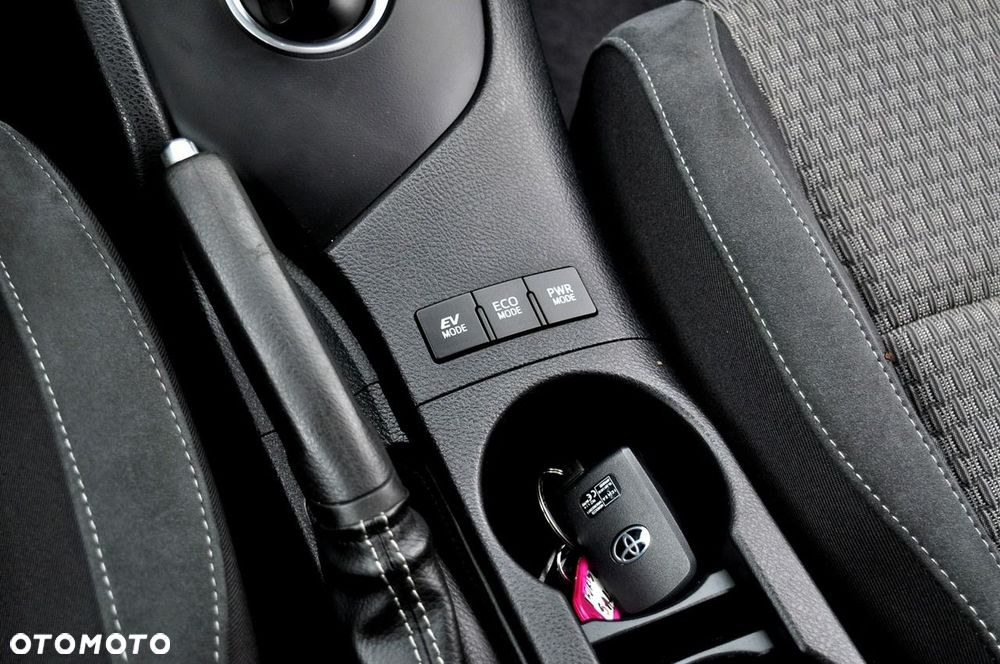 Toyota Auris - 17