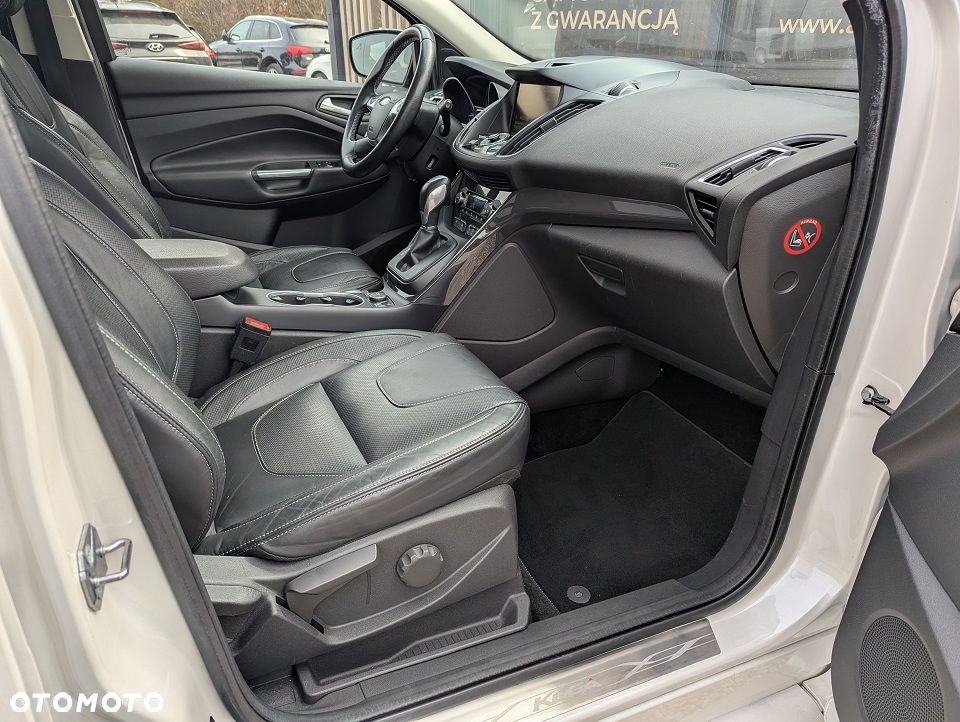 Ford Kuga 2.0 TDCi 4x4 Titanium - 22