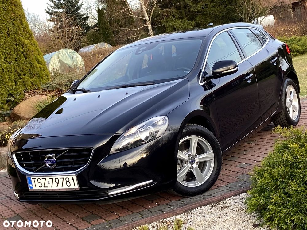 Volvo V40 D3 Momentum - 2