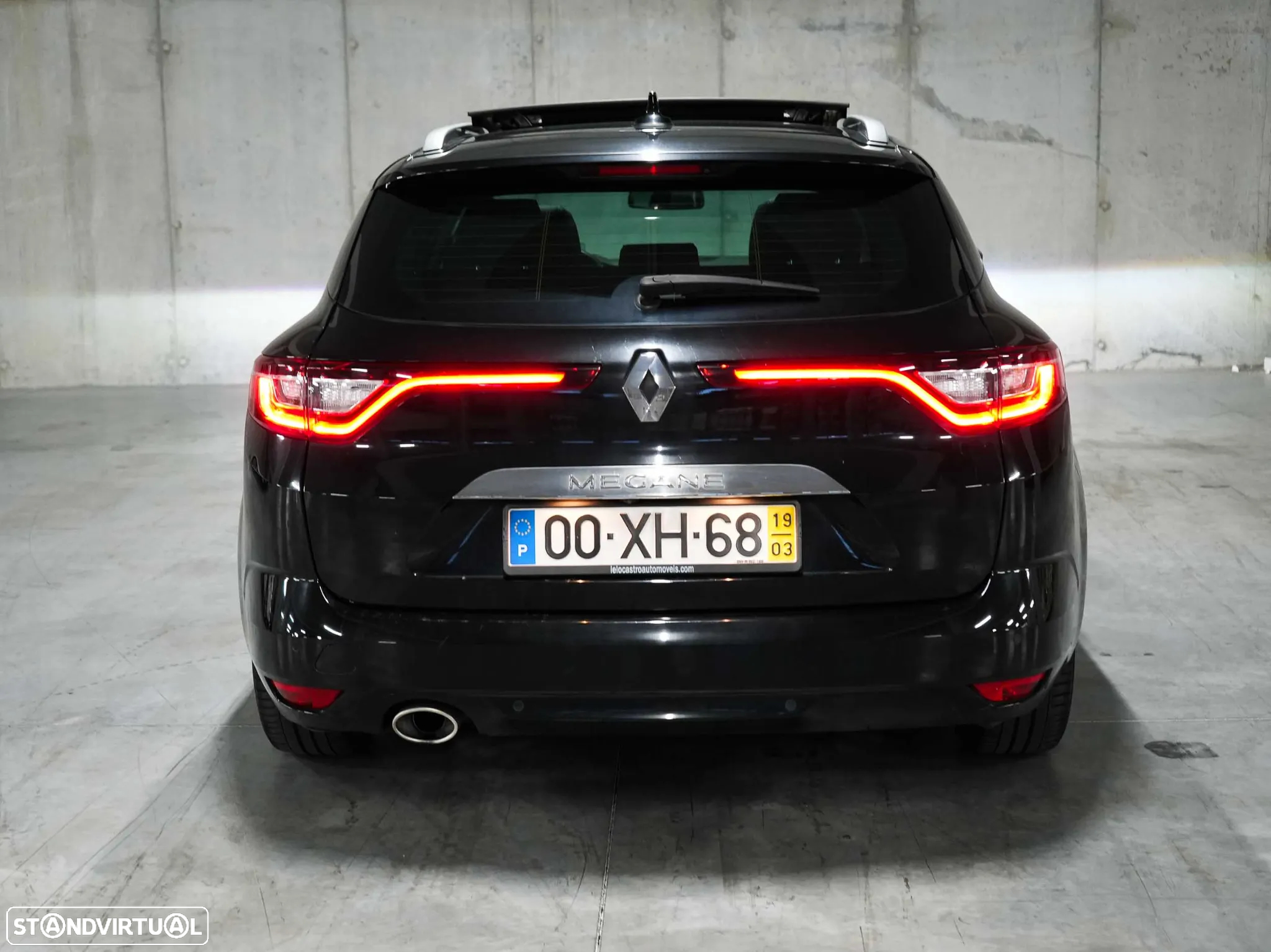 Renault Mégane Sport Tourer 1.5 Blue dCi Bose Edition EDC - 6