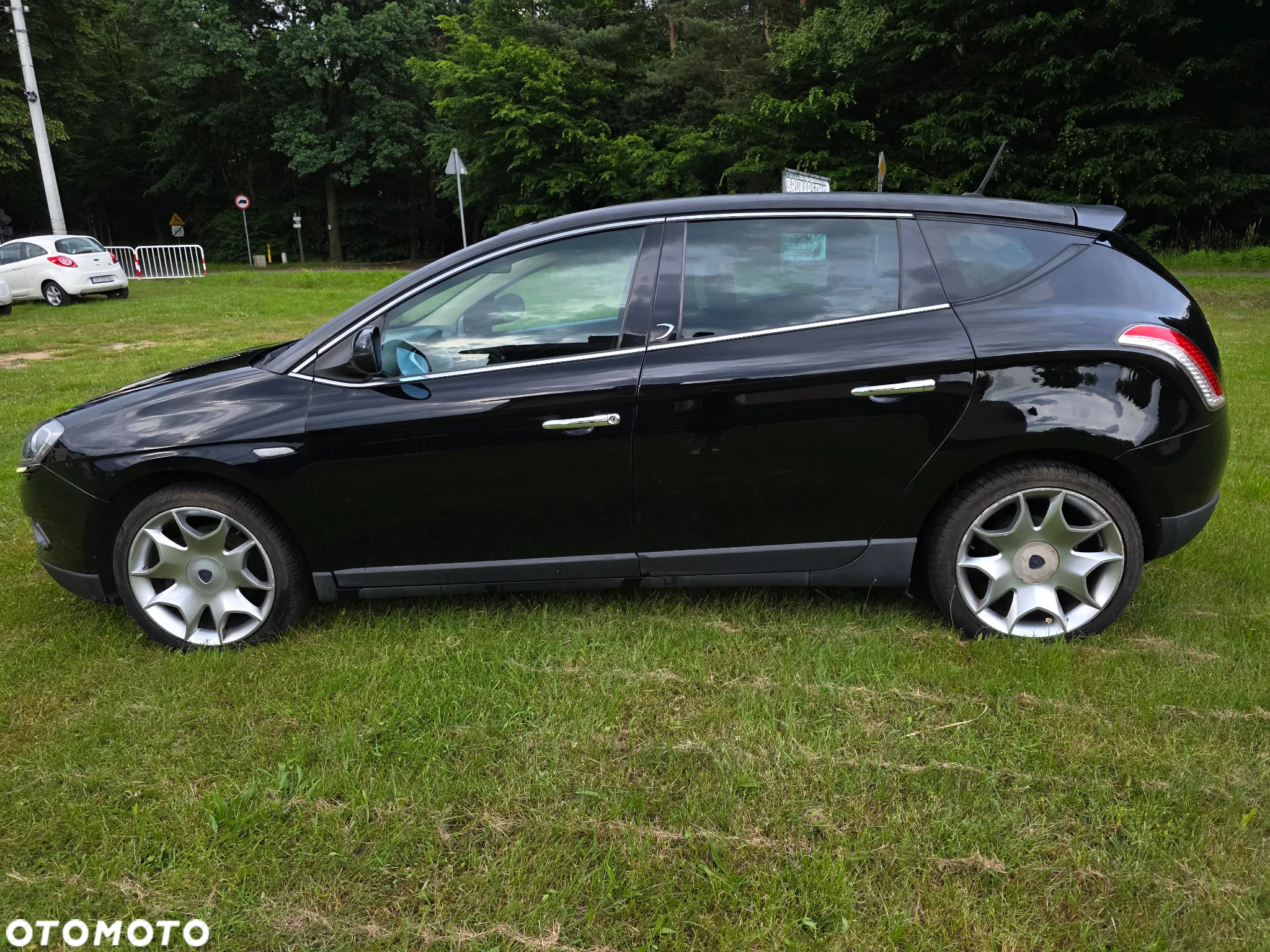Lancia Delta 1.9 MJ TB Executive - 14