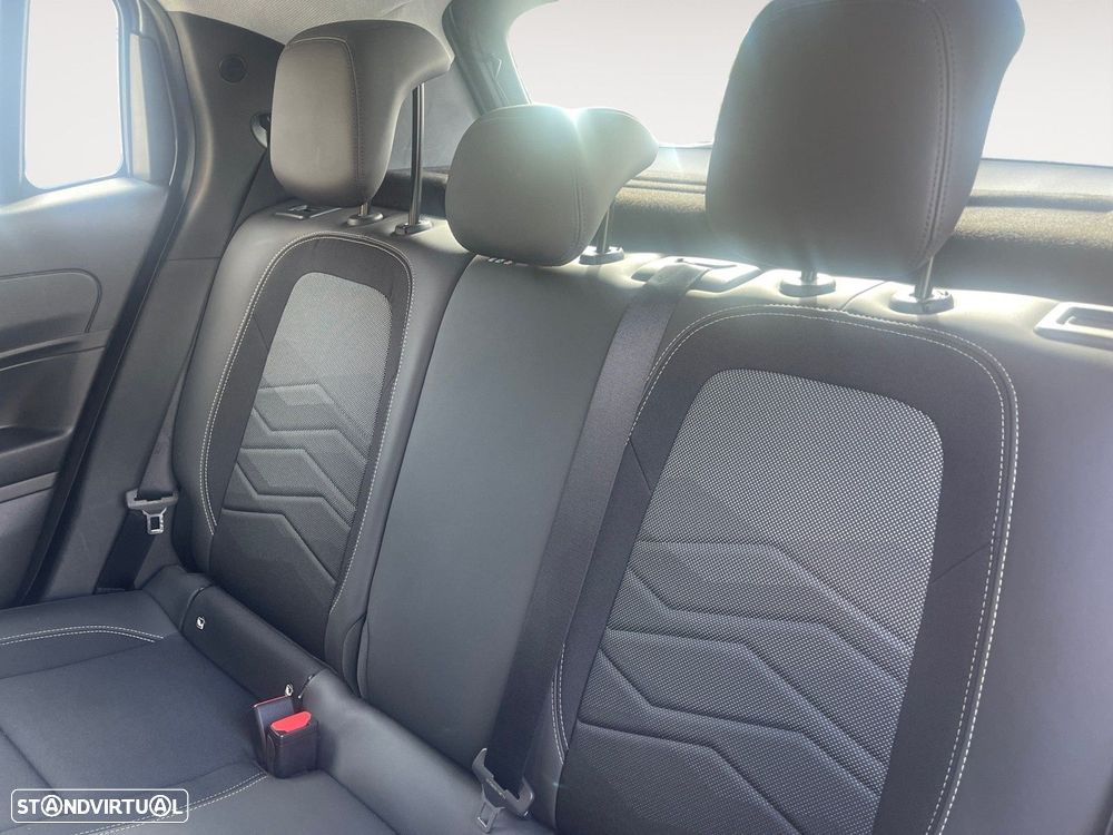 Jeep Avenger 1.2 GSE T3 Altitude - 13