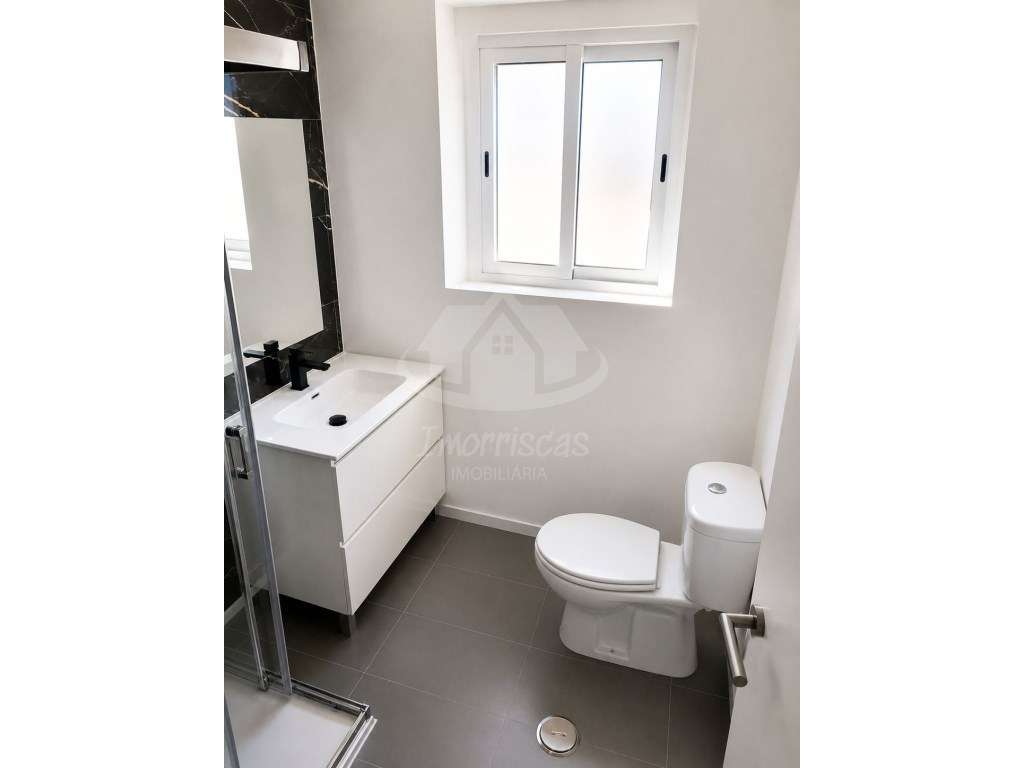 T2 Totalmente Remodelado, na Falagueira, Amadora - Grande imagem: 3/9