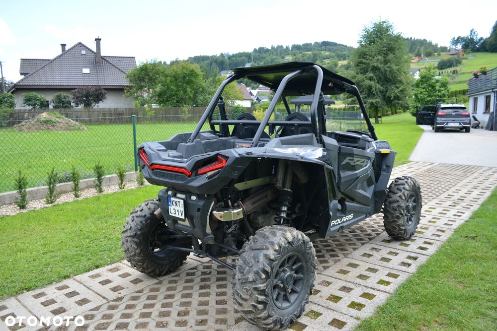 Polaris RZR - 8