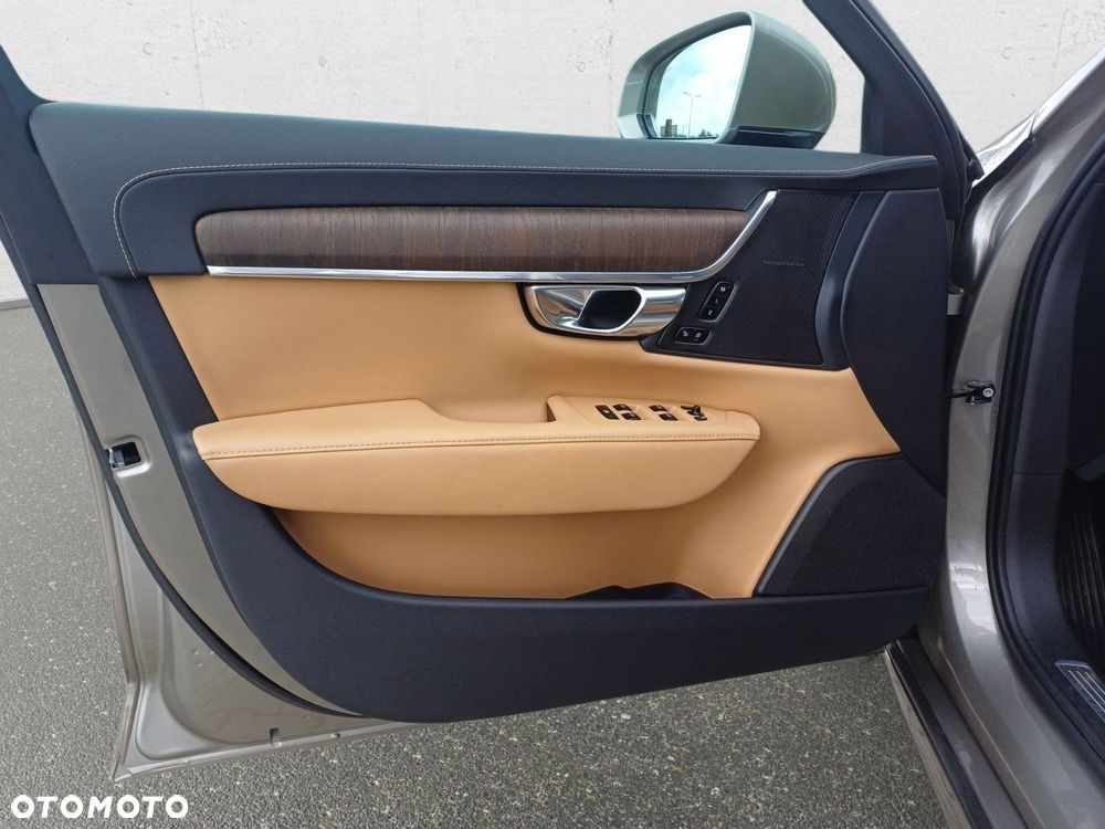 Volvo S90 - 11
