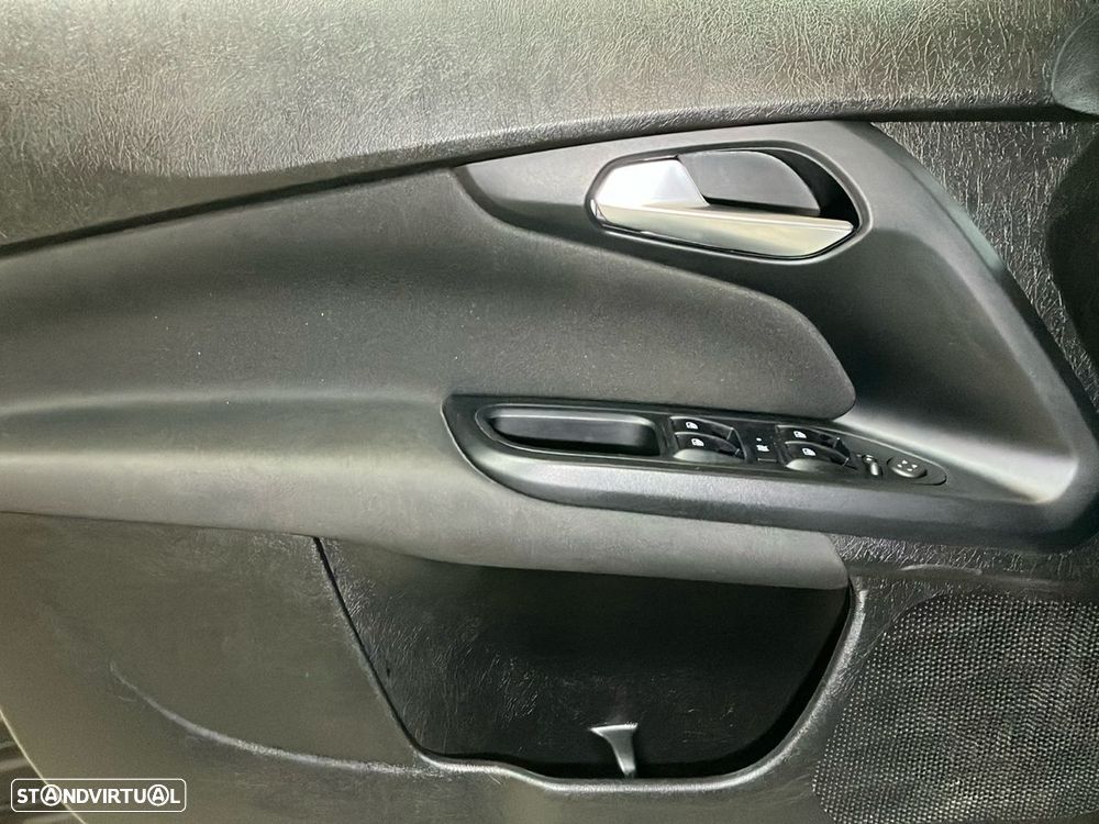 Fiat Tipo - 18