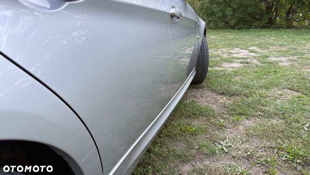 BMW Seria 3 320i - 33