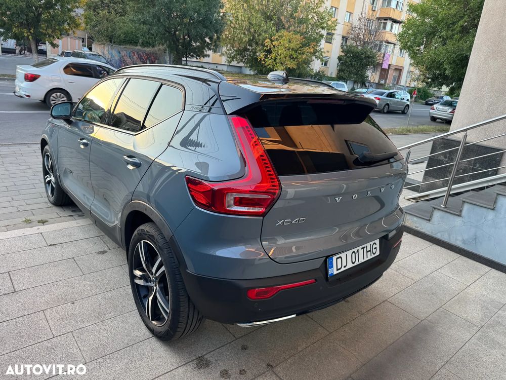 Volvo XC 40 D3 AWD R-Design - 3