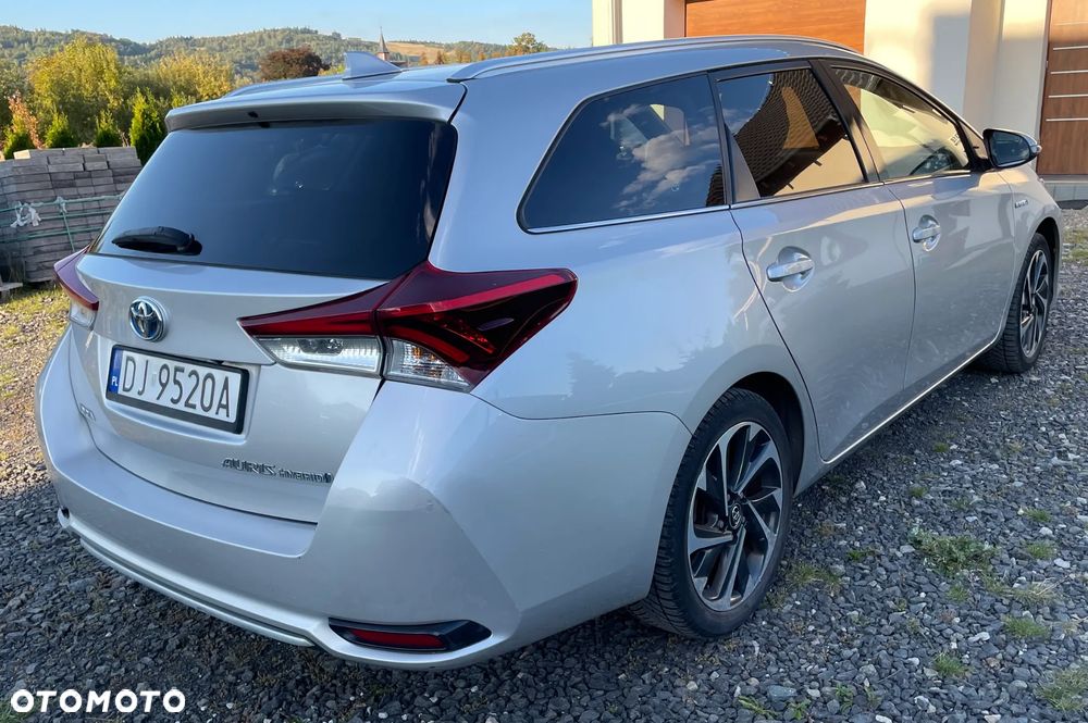 Toyota Auris 1.8 HSD Luna - 5