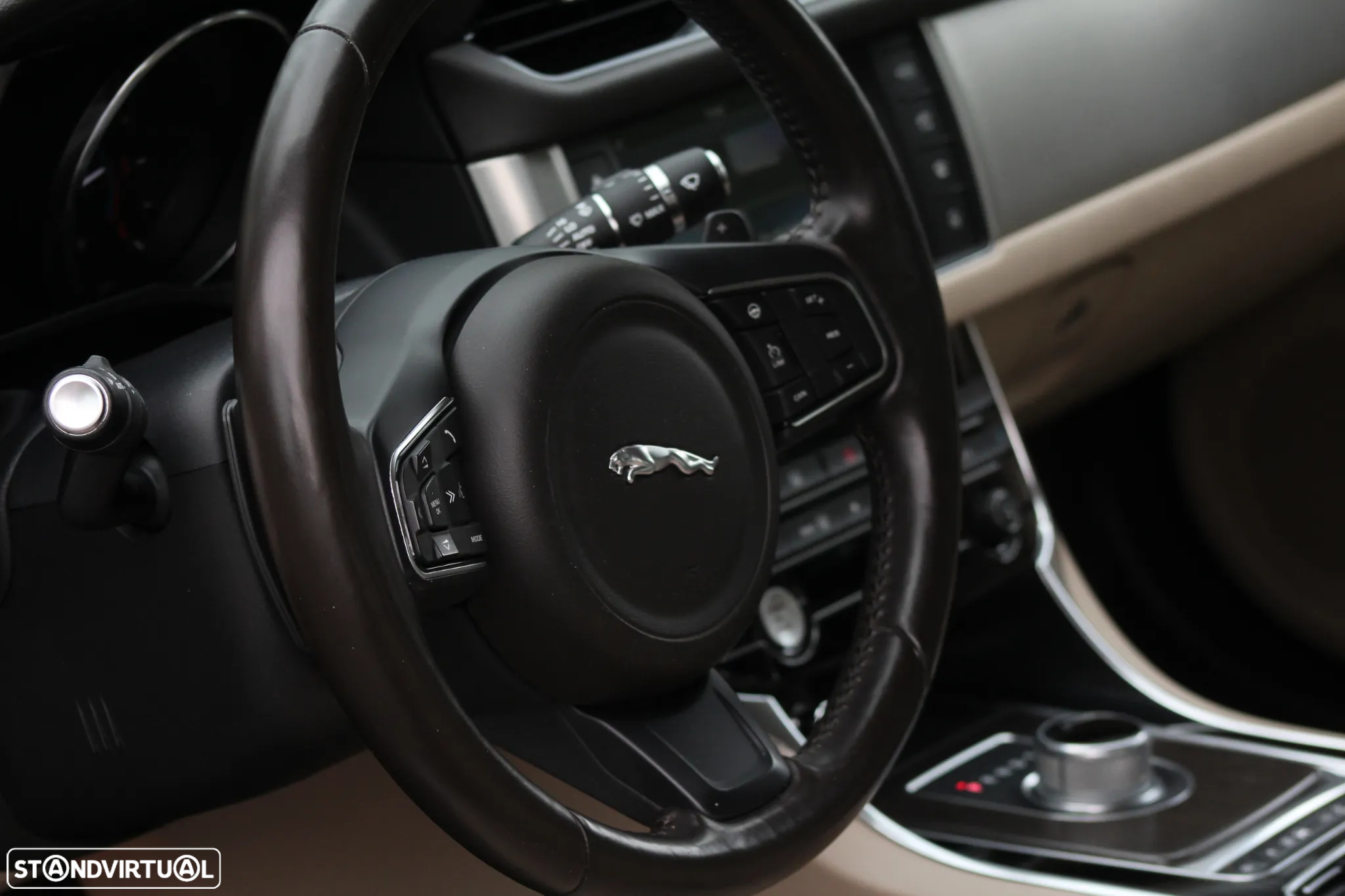 Jaguar XF E-Performance Aut. Portfolio - 28