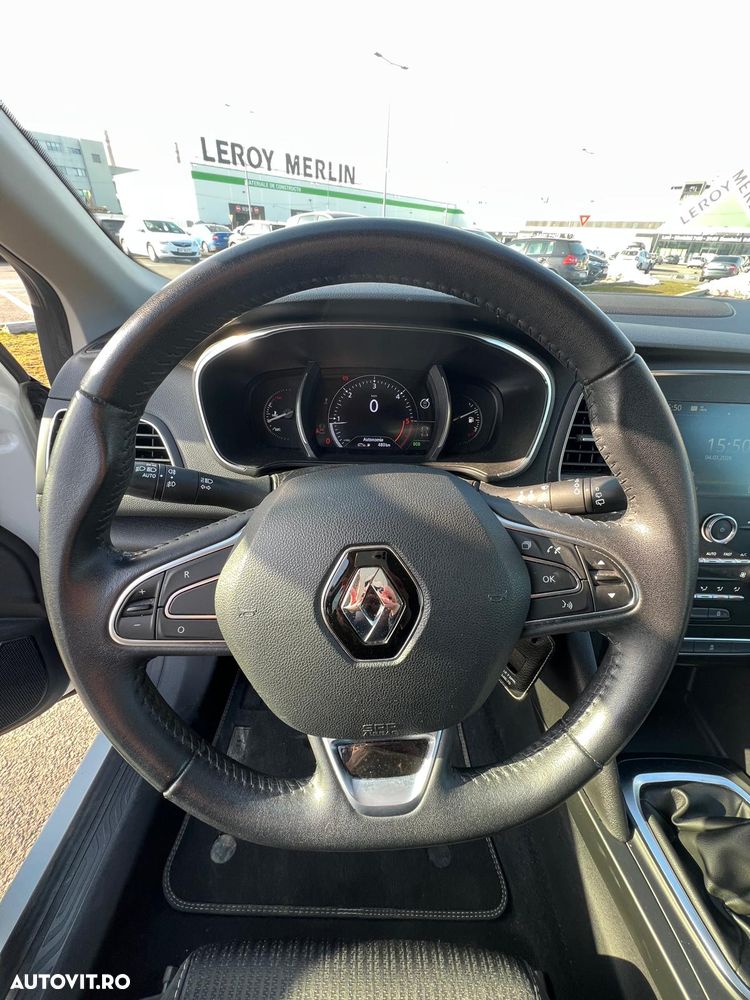 Renault Megane - 11