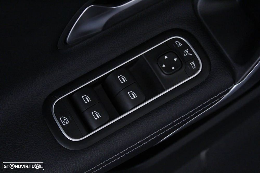 Mercedes-Benz A 200 d - 21