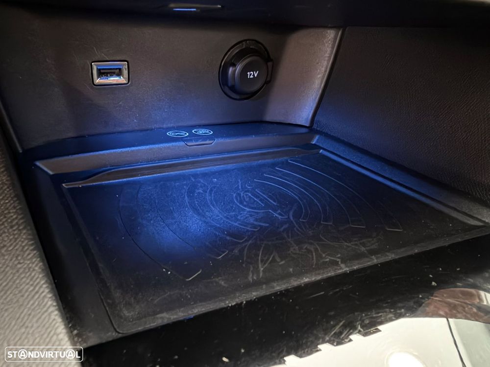 Peugeot 5008 1.2 PureTech Allure EAT8 - 24