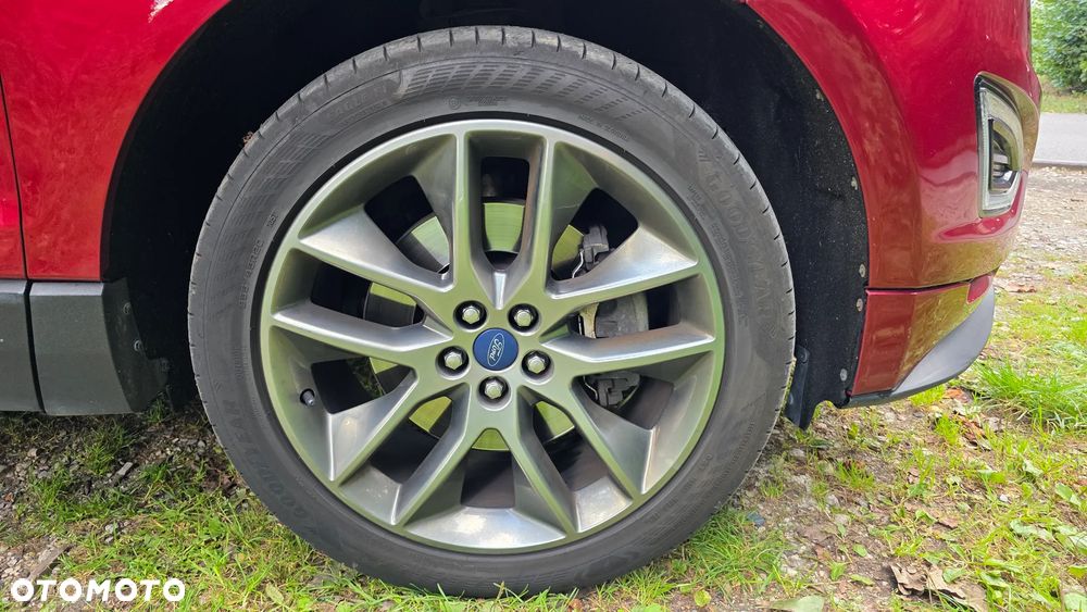 Ford Edge - 19