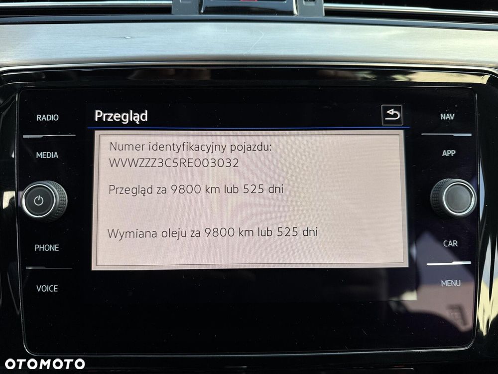 Volkswagen Passat Variant 2.0 TDI SCR Elegance DSG - 29