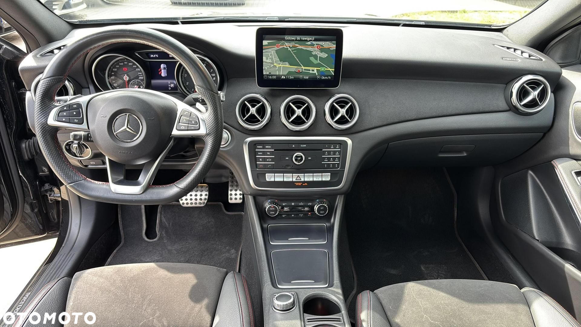 Mercedes-Benz GLA - 19