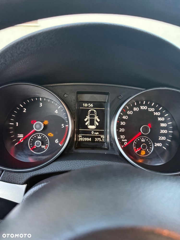 Volkswagen Golf VI 1.6 TDI 4Mot Highline - 6