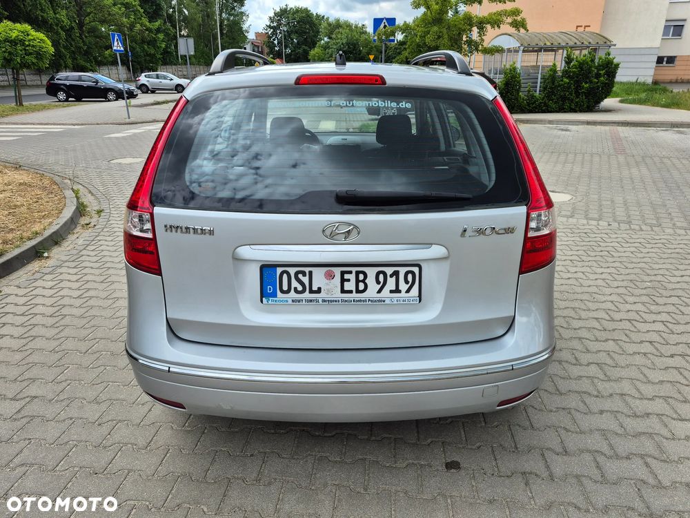 Hyundai i30 i30cw 1.6 Edition Plus - 23