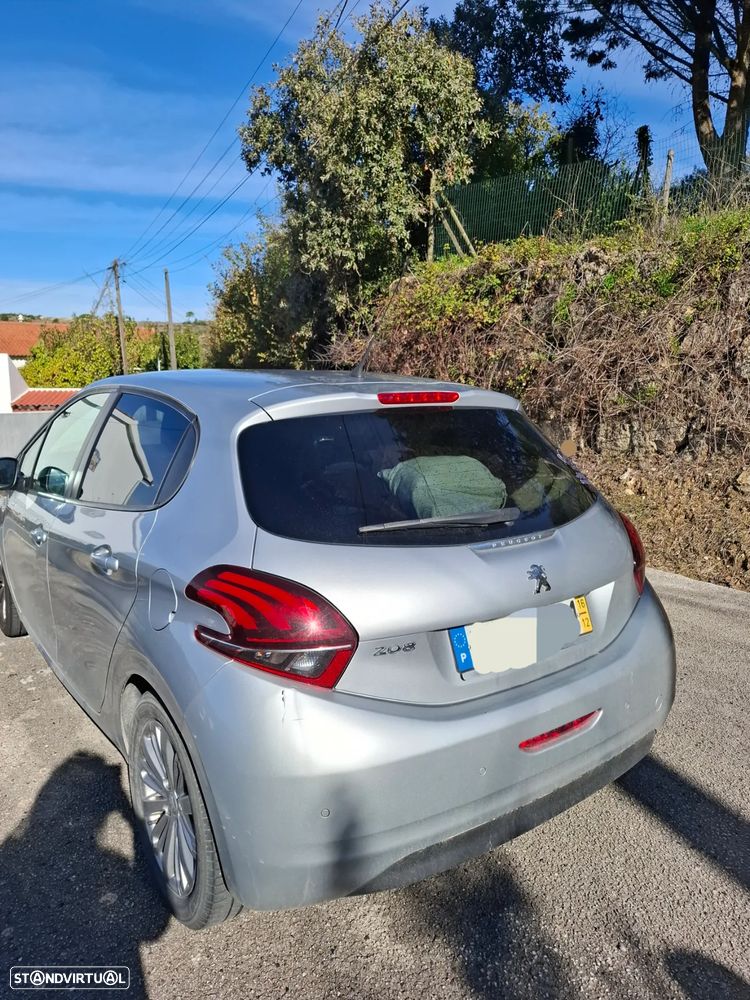 Peugeot 208 1.6 BlueHDi Active - 8