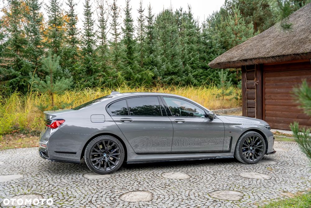 BMW Seria 7 750Ld xDrive sport - 15