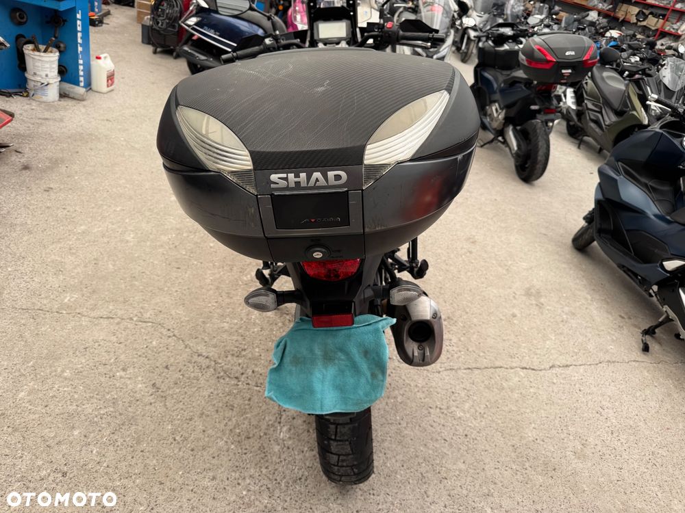 Suzuki DL - 6