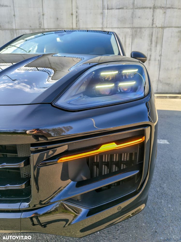 Porsche Cayenne Coupe S - 2