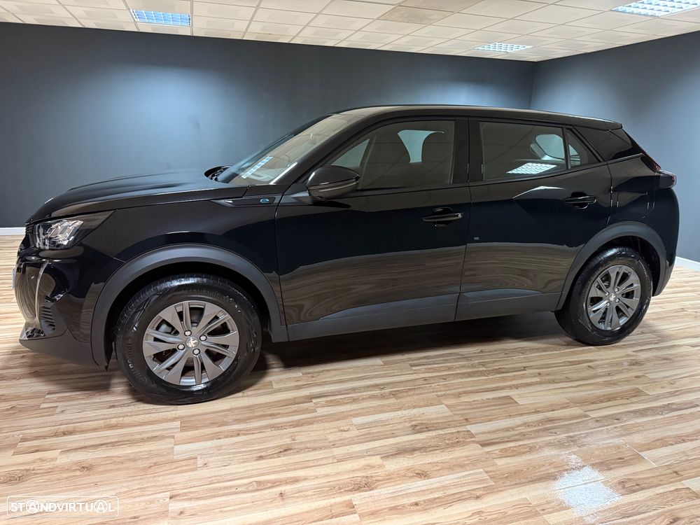 Peugeot e-2008 Allure - 3