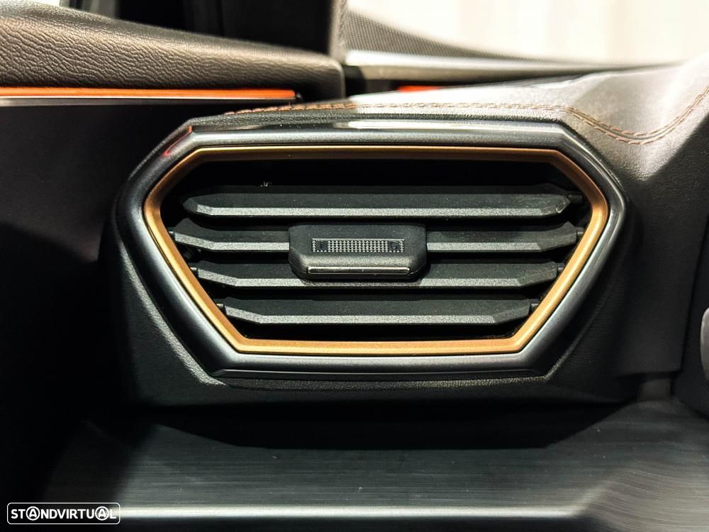 Cupra Formentor 1.4 e-Hybrid DSG VZ - 46