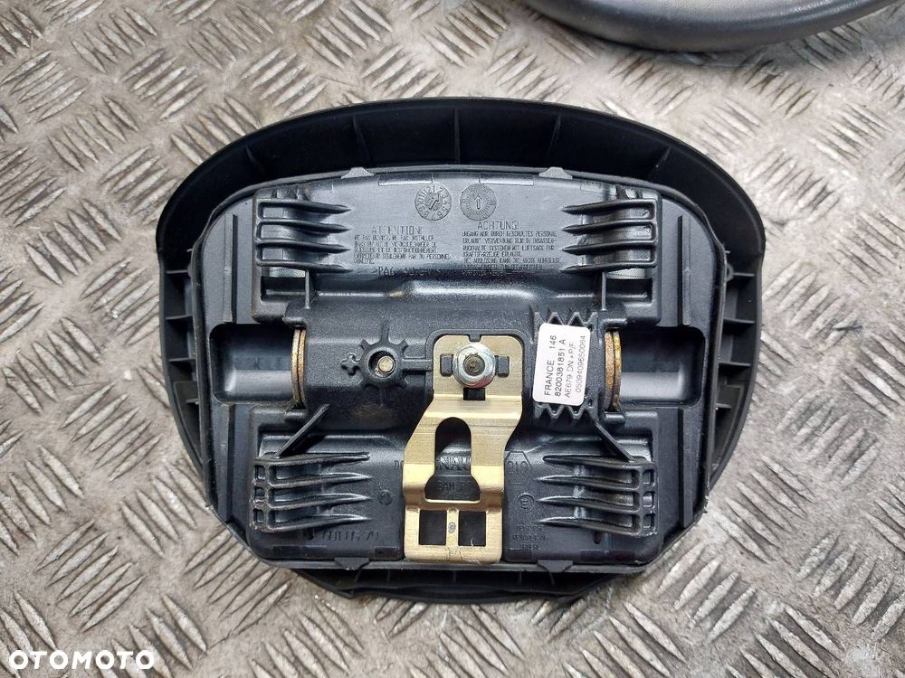 KIEROWNICA + PODUSZKA RENAULT SCENIC II 8200218375 8200381851A ID: 238289 - 6