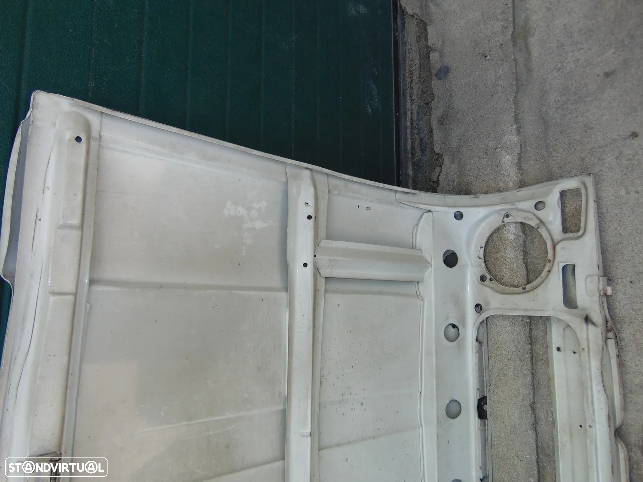 Renault 4L Capot - 4