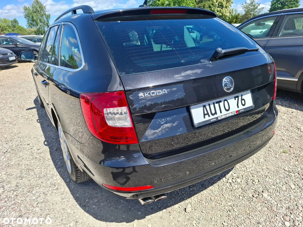 Skoda Superb 2.0 TDI Green tec DSG Ambition - 8