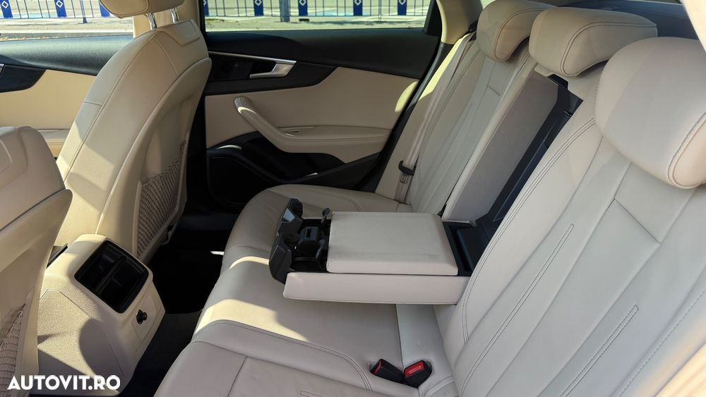 Audi A4 35 TFSI S tronic MHEV S Line - 12