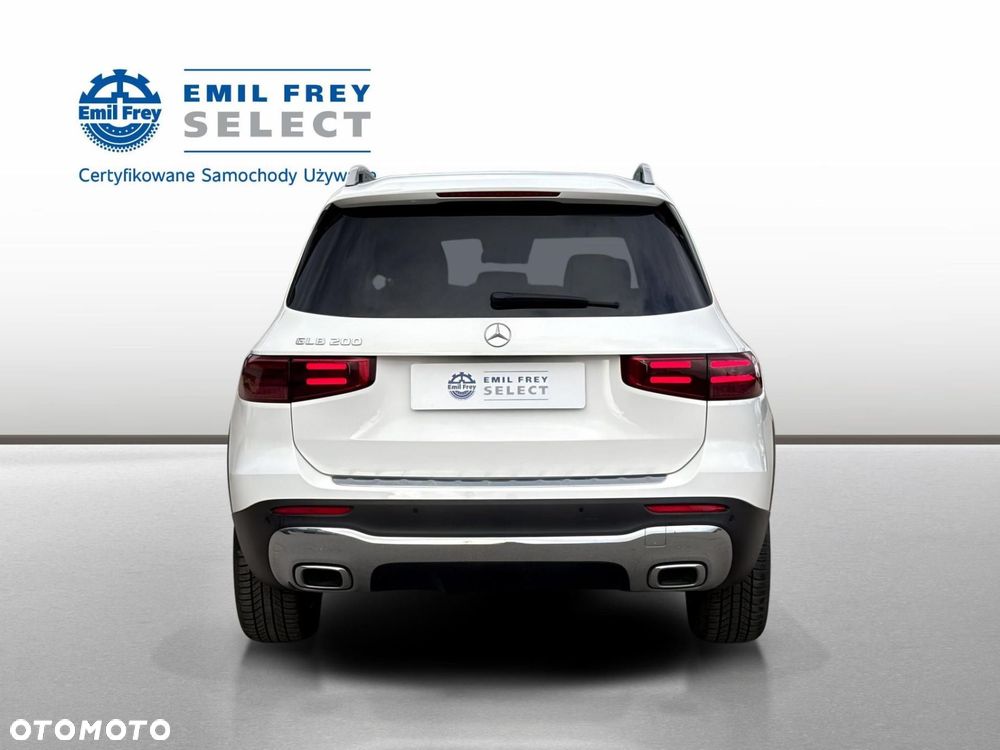 Mercedes-Benz GLB - 6
