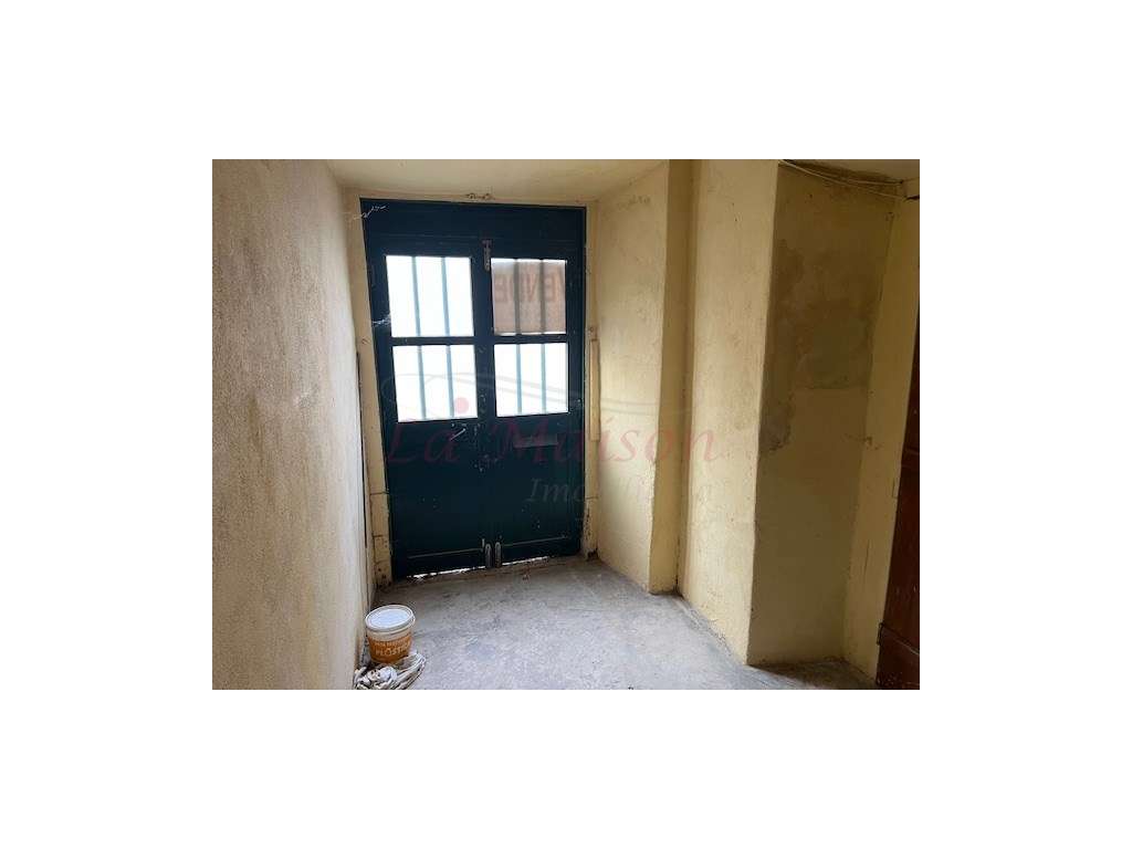 Prédio T7 para Recuperar em São Julião do Tojal - Grande imagem: 4/21