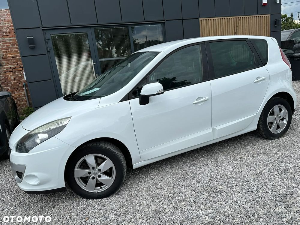 Renault Scenic 1.5 dCi Emotion - 5