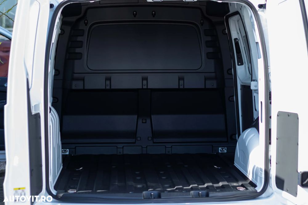 Ford Transit Connect - 9