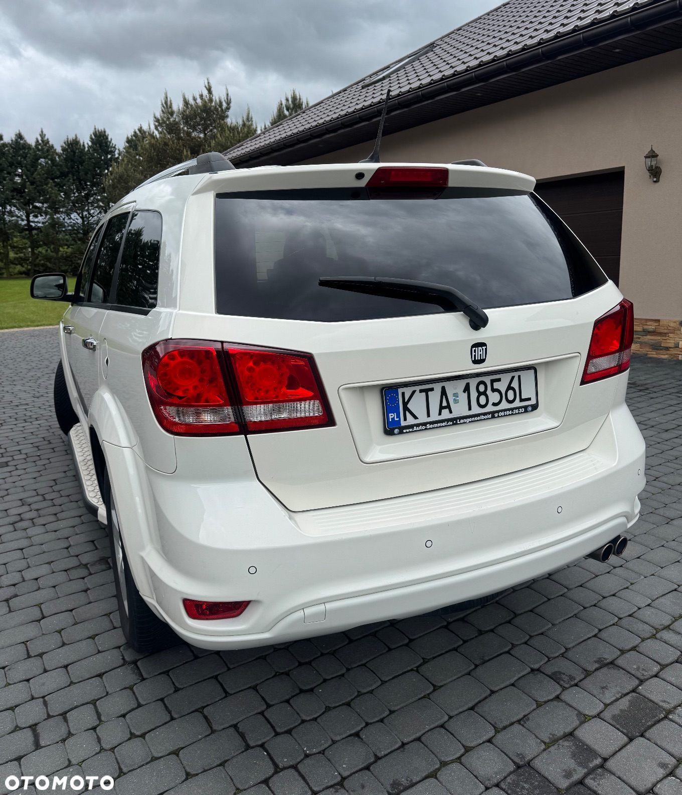Fiat Freemont 2.0 Multijet 16V DPF Automatik Allrad Lounge - 10