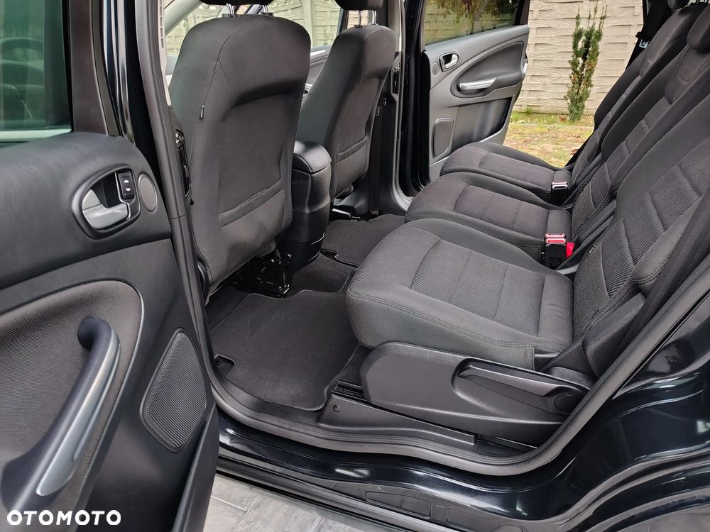 Ford S-Max - 18