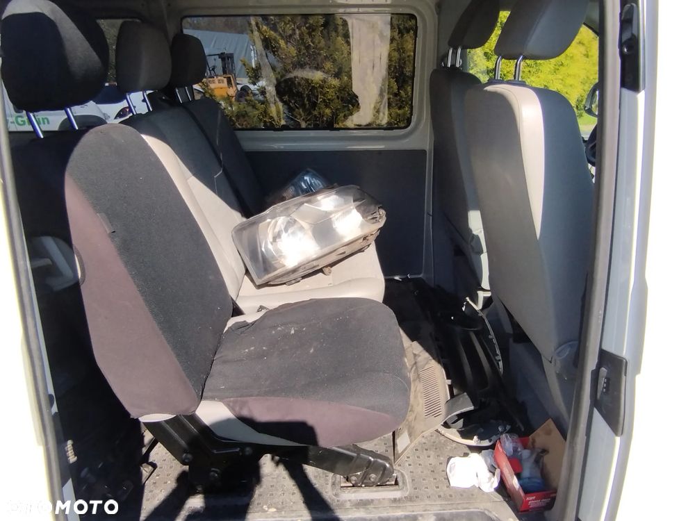 Volkswagen Transporter - 12